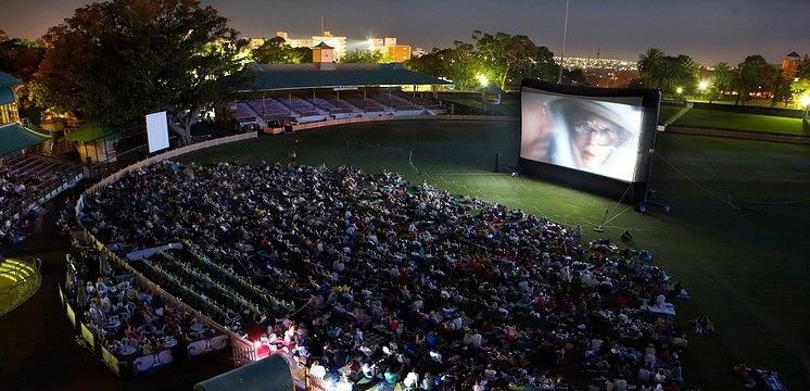 В летних кинотеатрах в августе бесплатно покажут фильмы о природе
