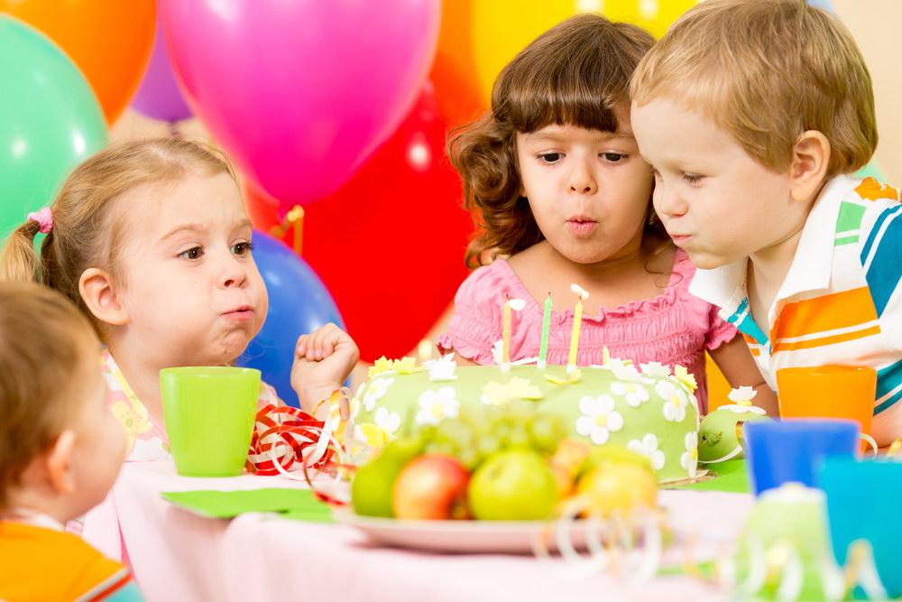Как отметить день рождения ребенка?