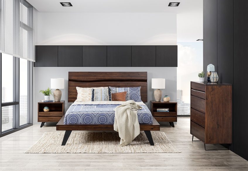Дизайн спальни:  как обустроить большую комнату?