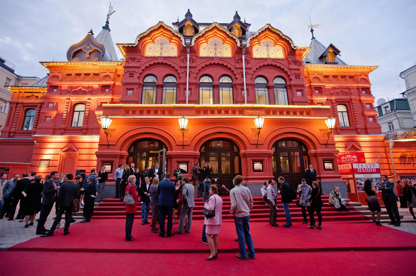 Moscow theatres. Государственный театр наций Москва. Государственный театр наций Россия Москва Петровский переулок 3. Петровский переулок 3 театр наций на карте. Театр Миронова Москва.