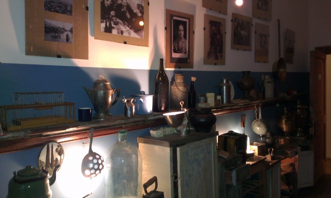 Кухня нехорошей квартиры в музее Булгакова