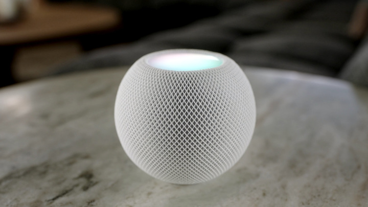 "Умная" колонка Apple HomePod выучила русский